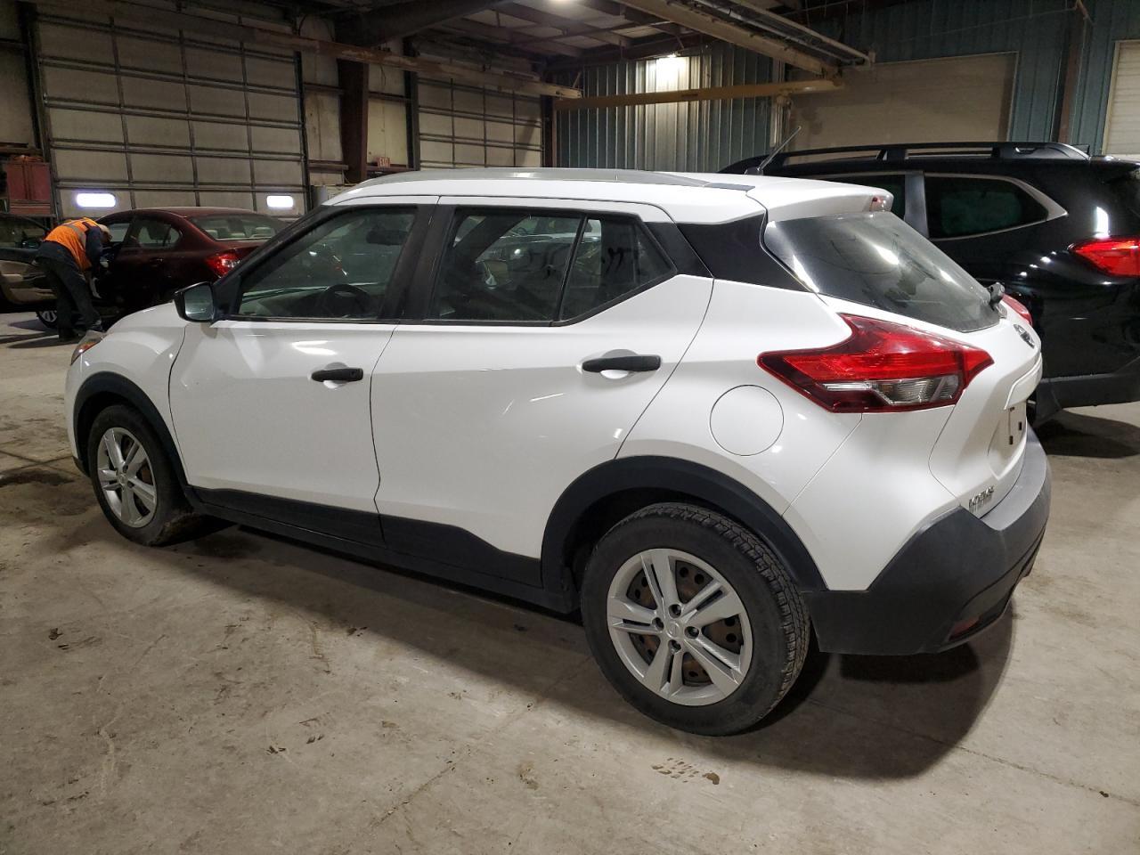 2019 Nissan Kicks - Image 2