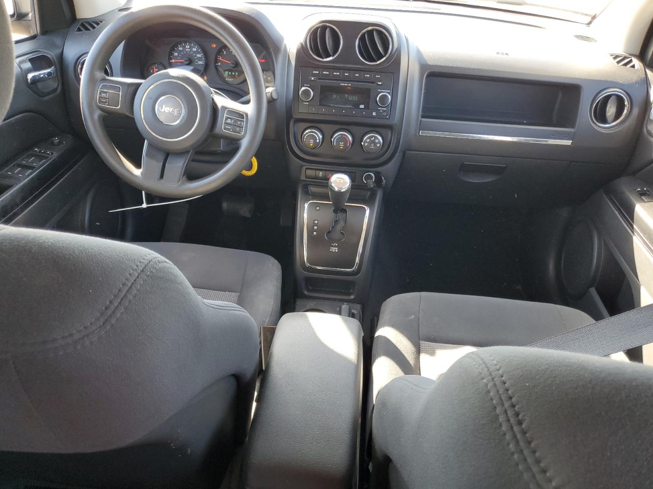 2011 Jeep Compass - Image 8