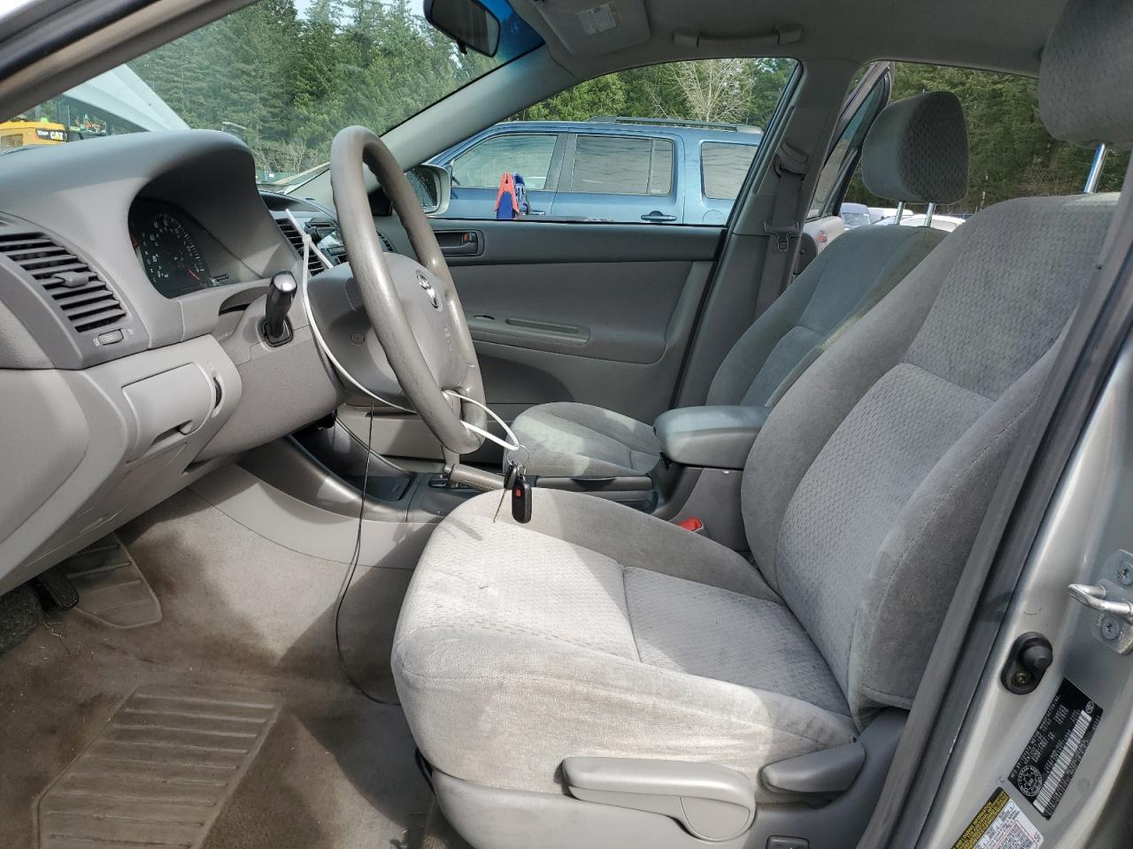2004 Toyota Camry - Image 7