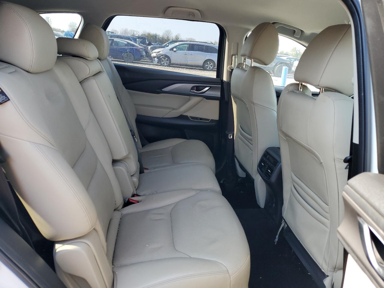 2018 Mazda CX-9 - Image 12
