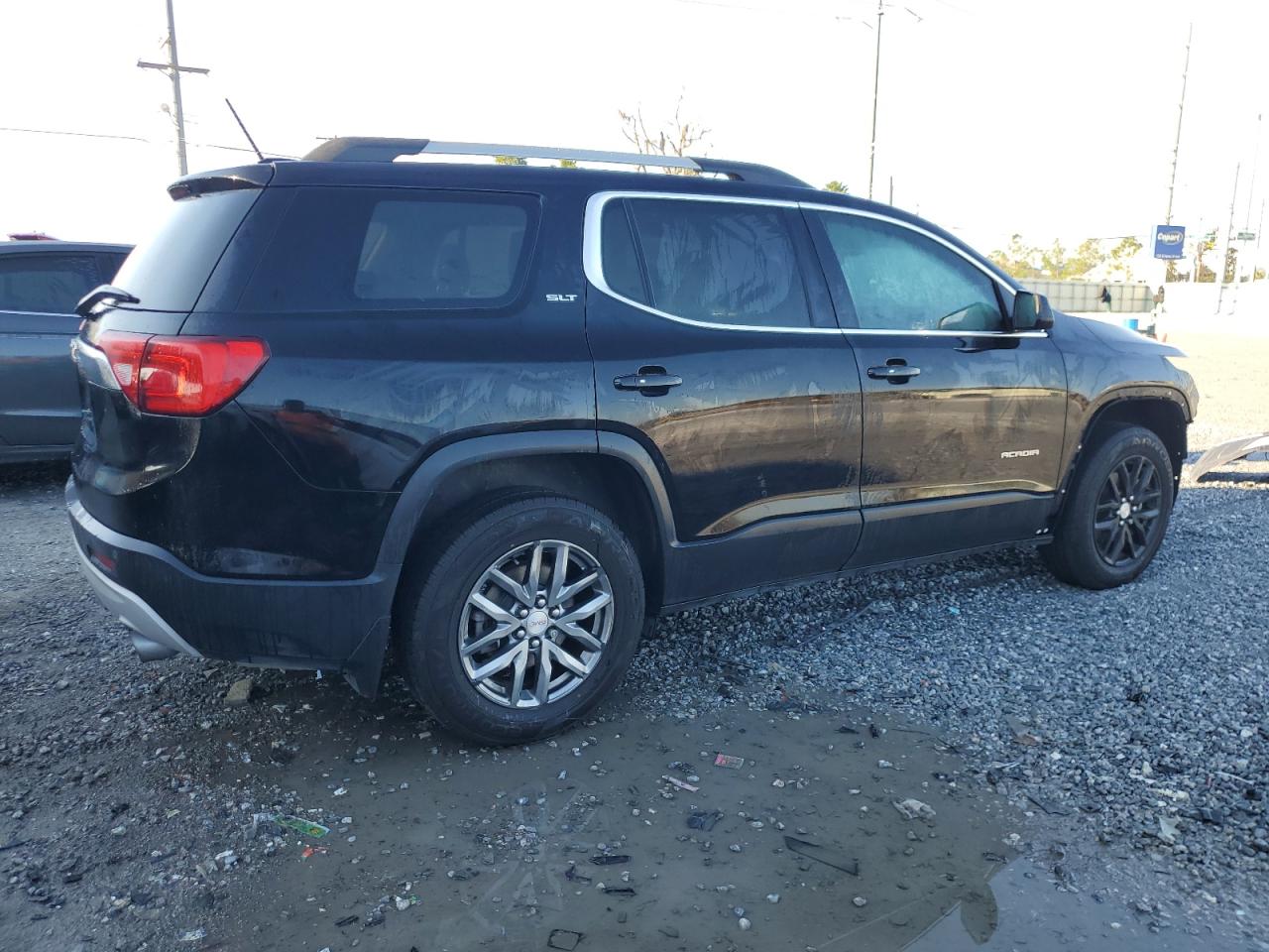 2018 GMC Acadia - Image 3
