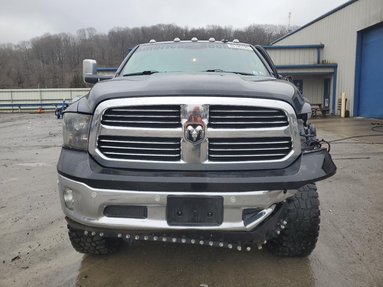 2017 RAM 1500 - Image 5
