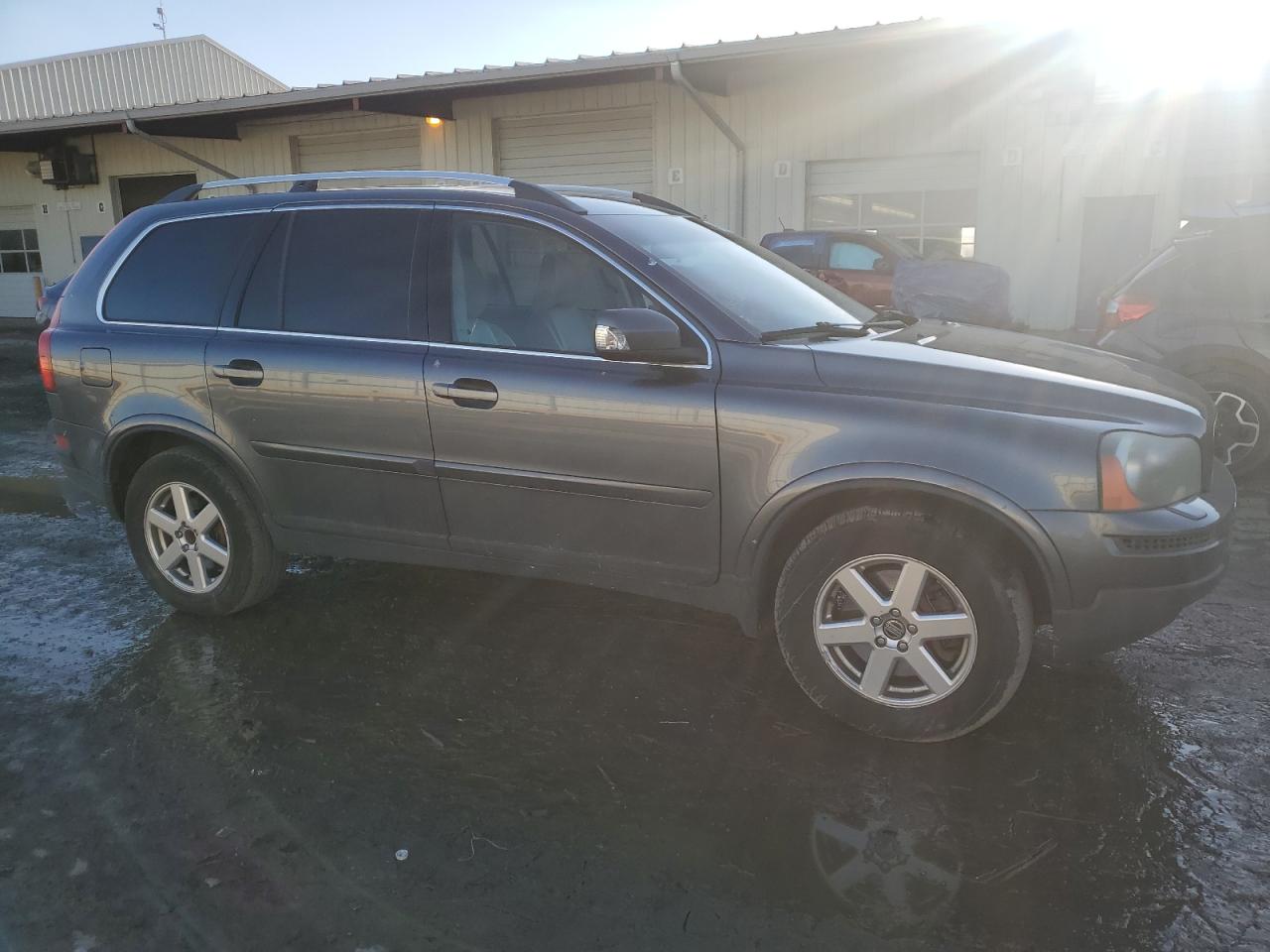 2007 Volvo XC90 - Image 4