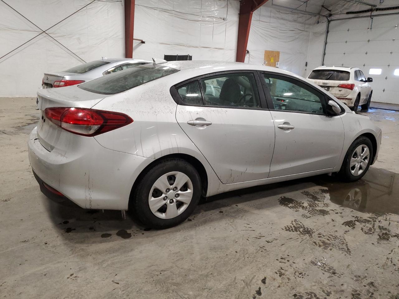 2018 Kia Forte - Image 3