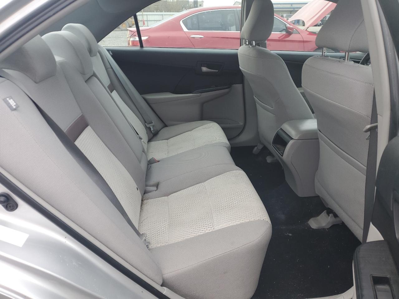 2014 Toyota Camry - Image 11