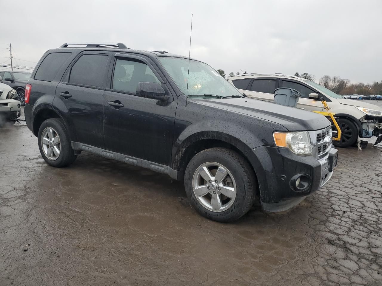 2011 Ford Escape - Image 4