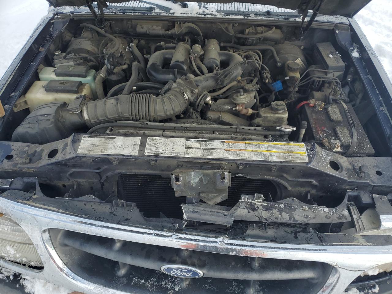 2000 Ford Explorer - Image 13
