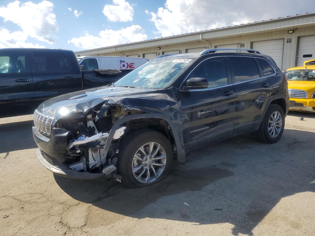 Louisville, KY에서 판매 중인 2021 Jeep Cherokee Latitude Lux - Front End