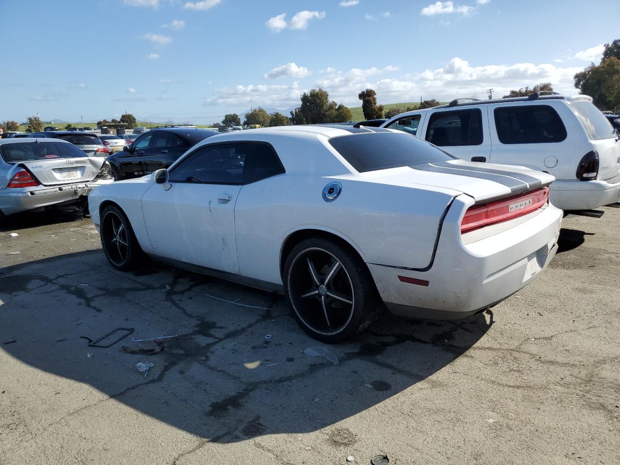 2012 Dodge Challenger - Image 2