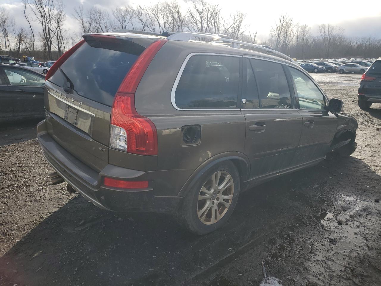 2013 Volvo XC90 - Image 3