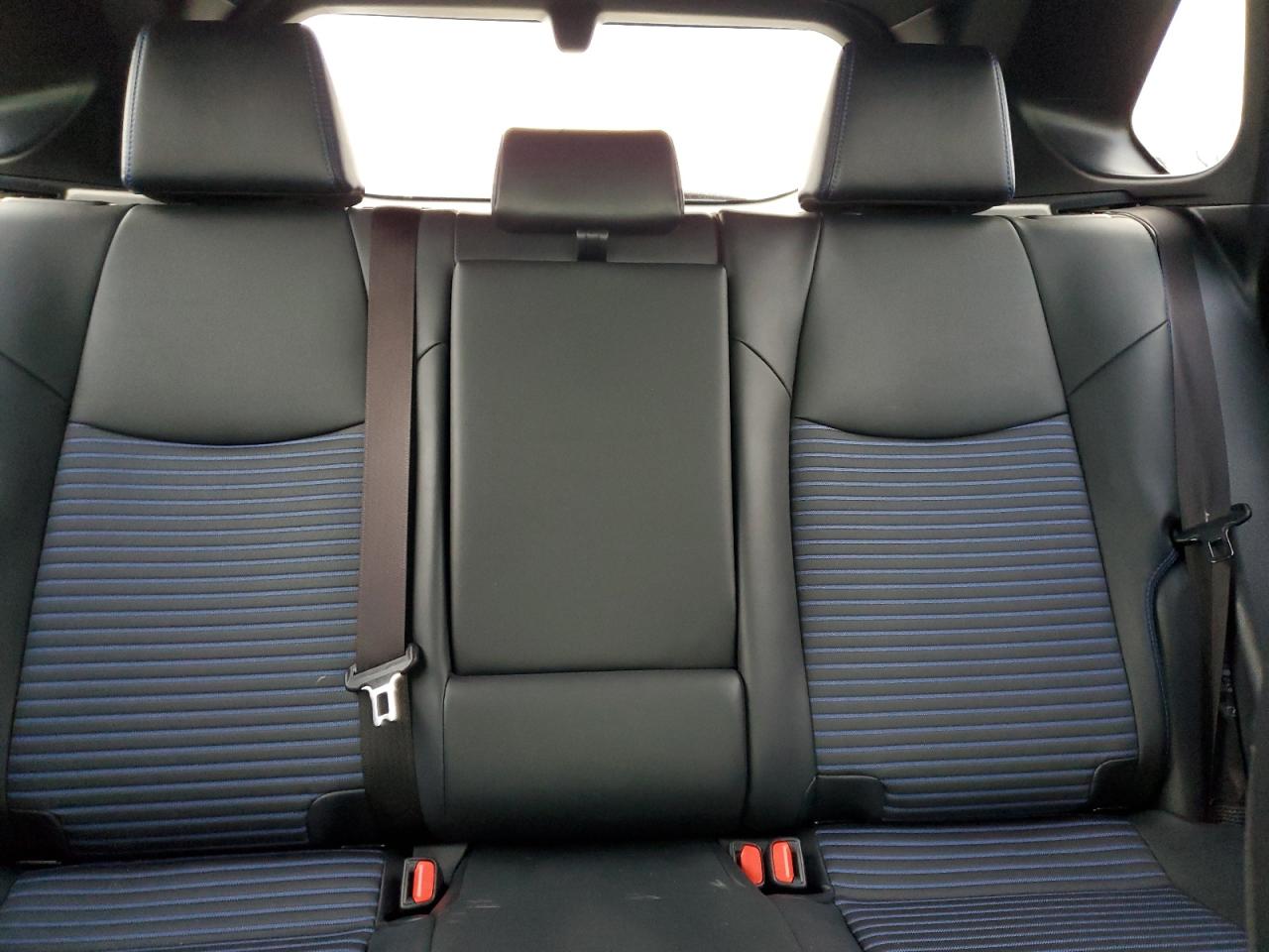 2021 Toyota RAV 4 - Image 10