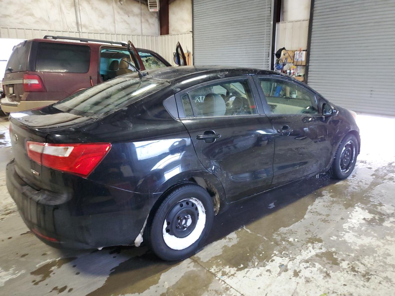 2015 Kia Rio - Image 3