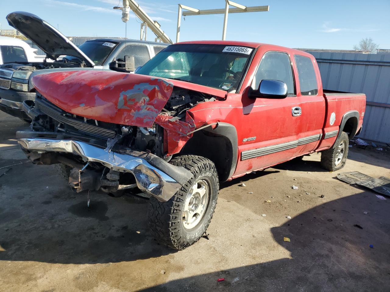 2000 Chevrolet Silverado - Image 1