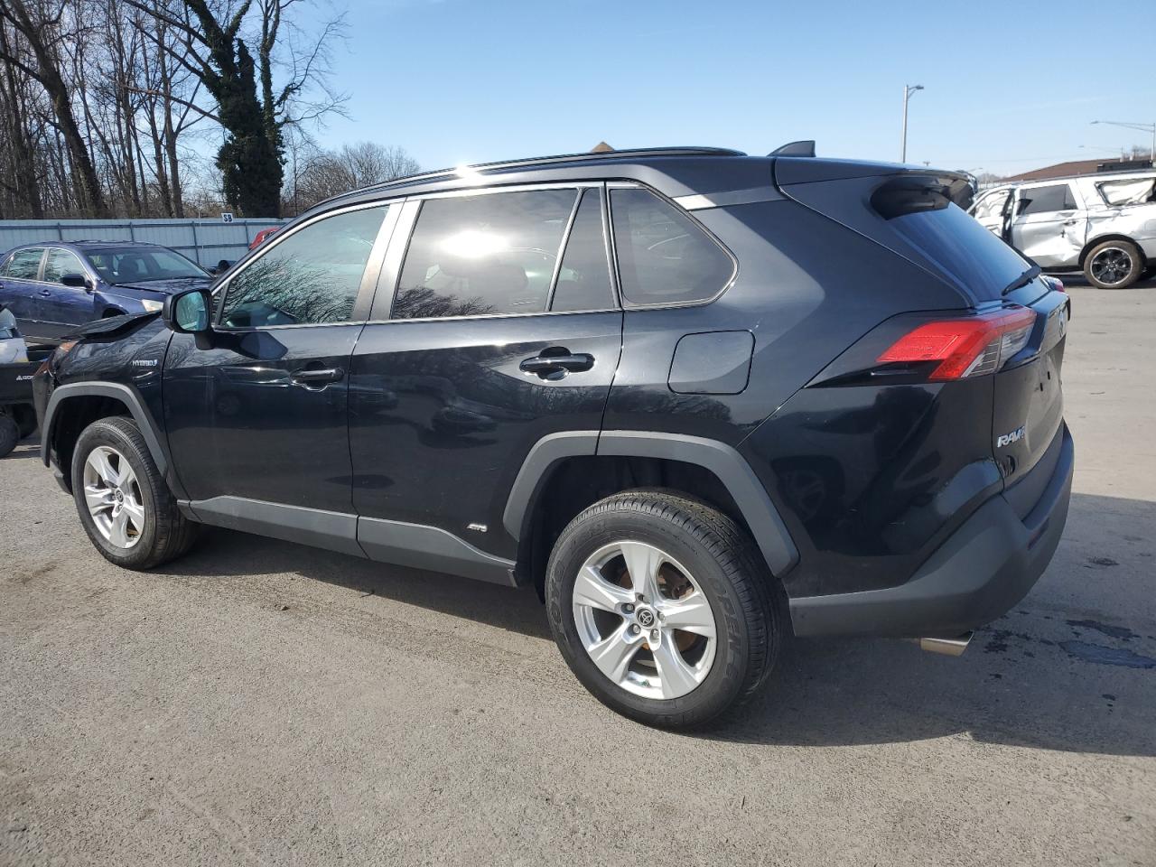 2021 Toyota RAV 4 - Image 2