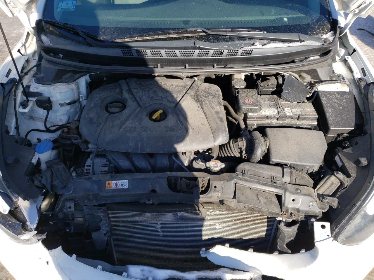 2014 Hyundai Elantra - Image 11
