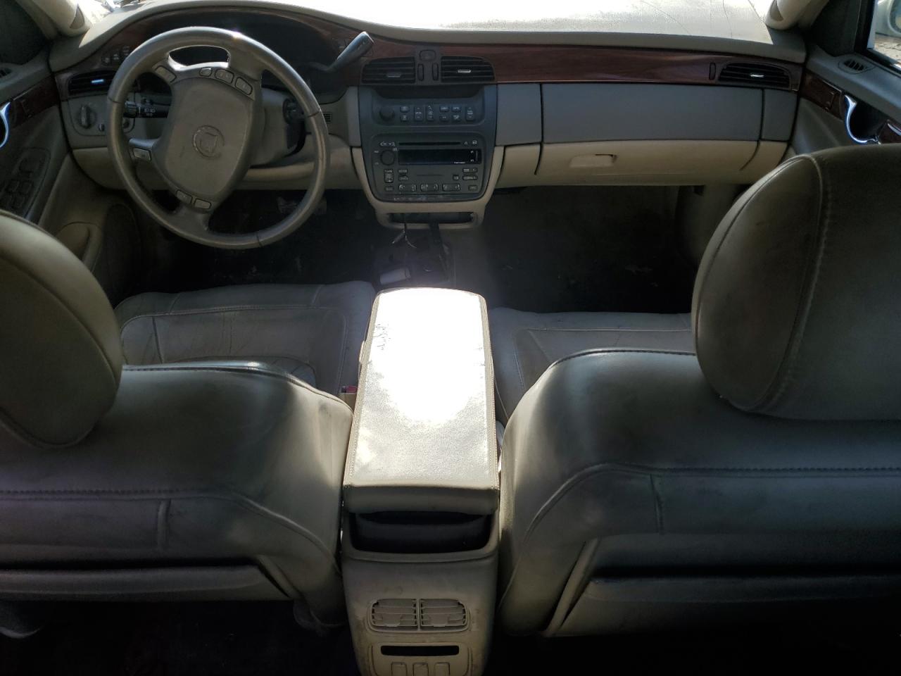 2004 Cadillac De Ville - Image 8