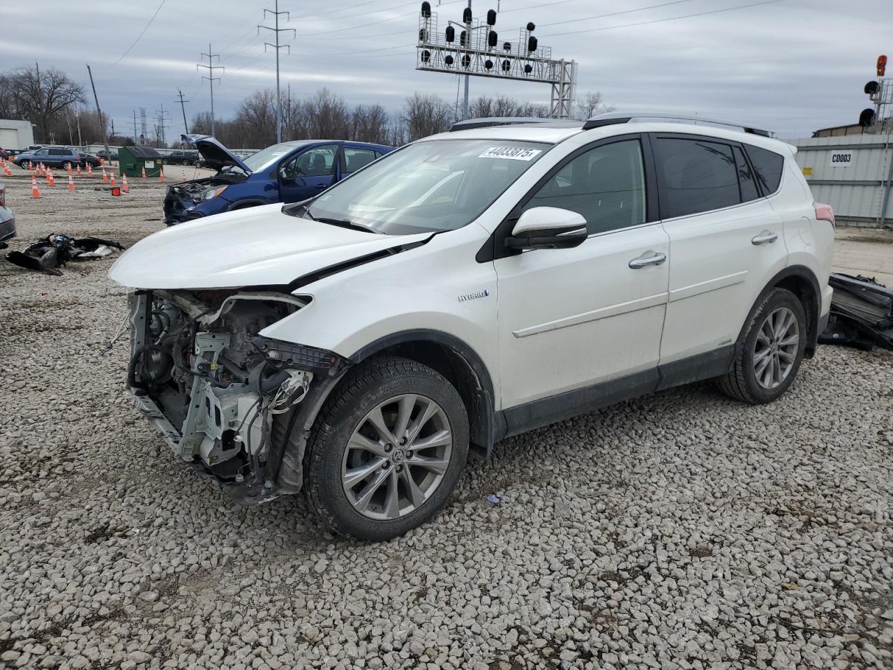 2017 Toyota RAV 4 - Image 1