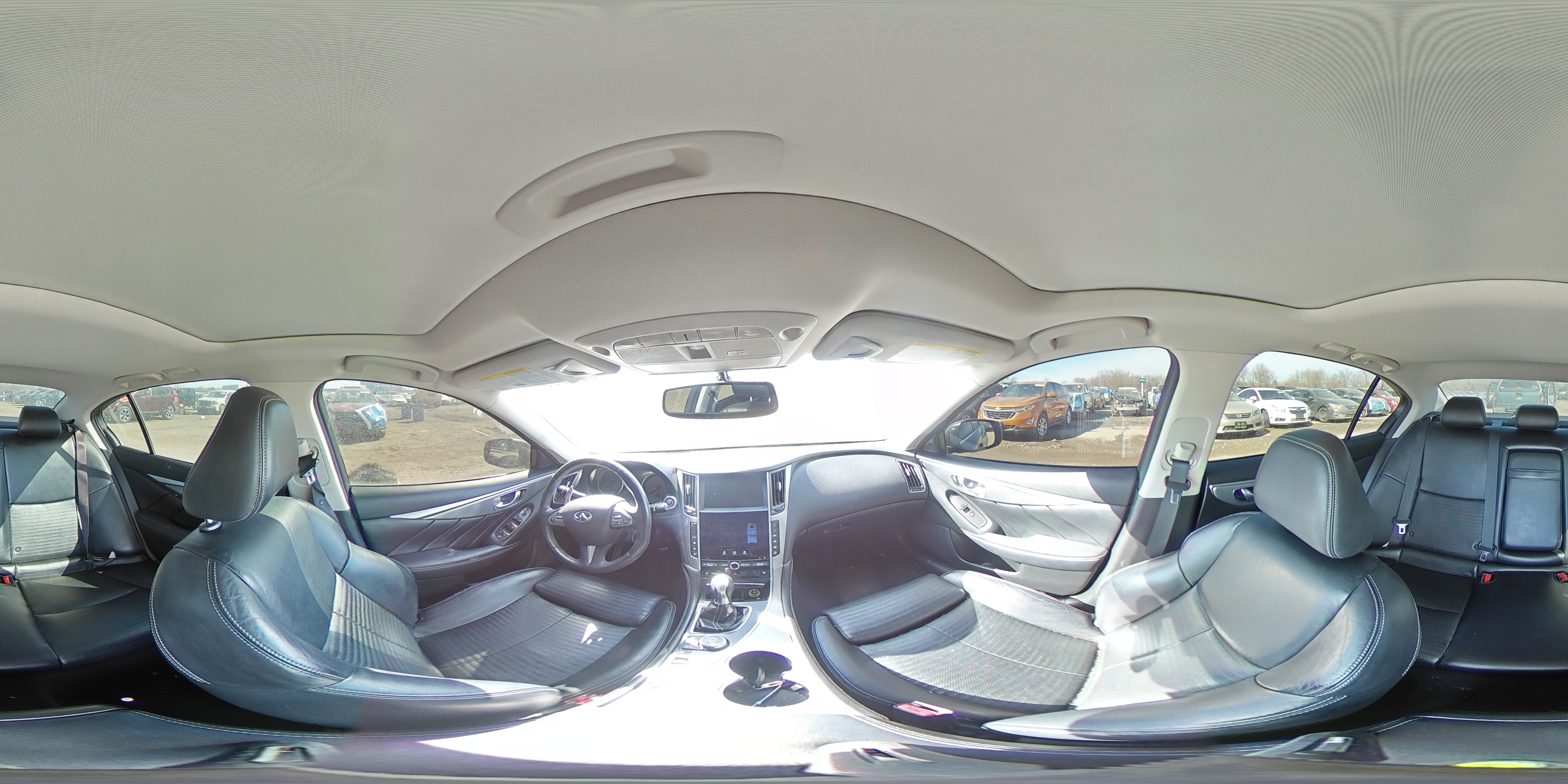 2015 Infiniti Q50 - Image 13