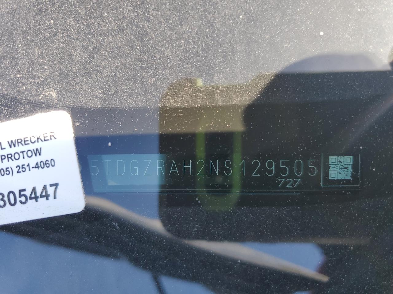 2022 Toyota Highlander - Image 13