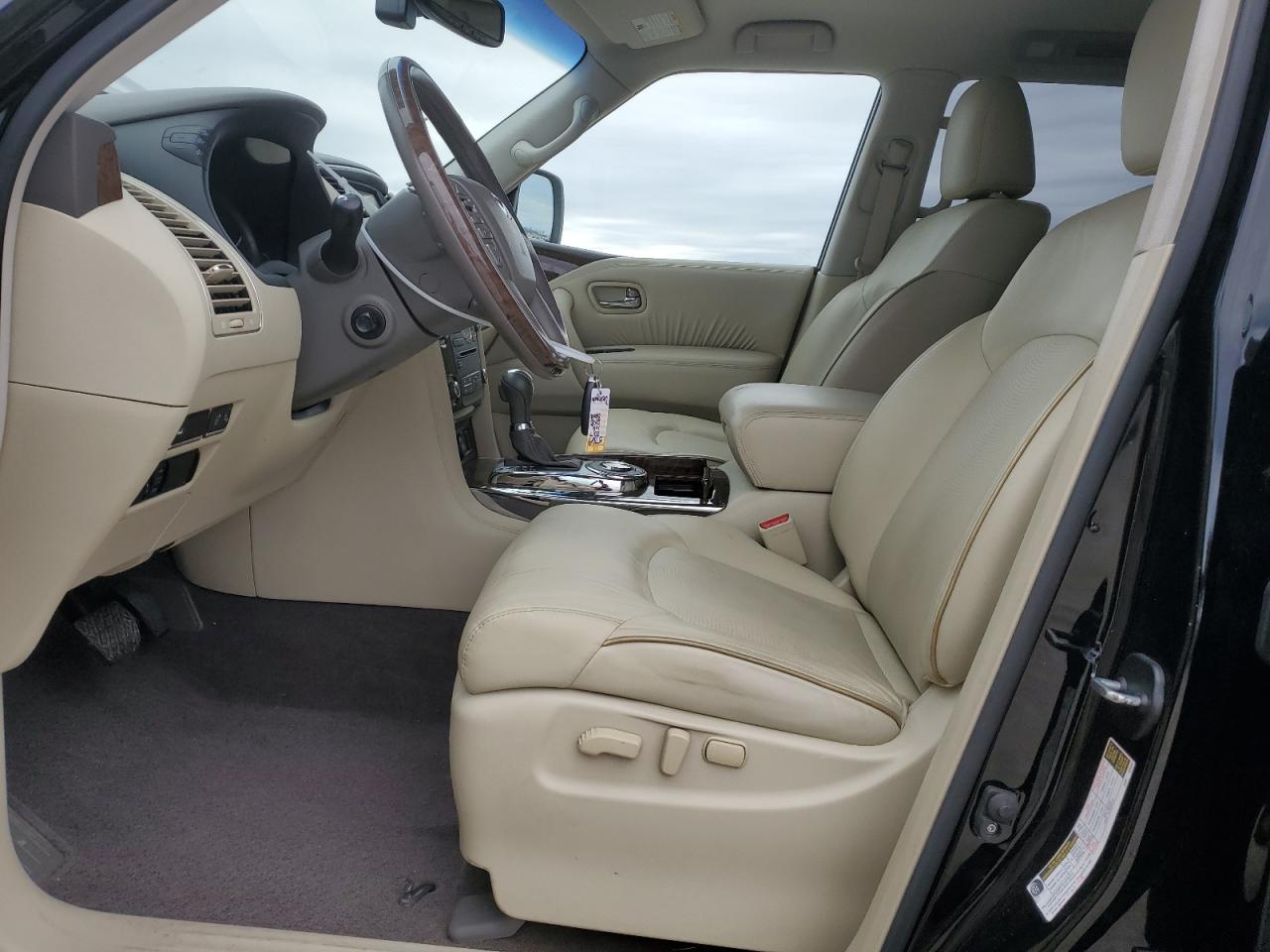 2017 Infiniti QX80 - Image 7