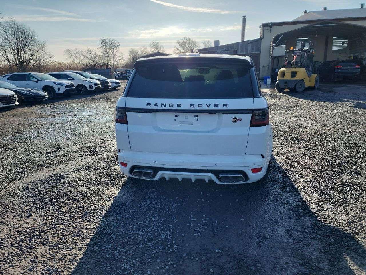2022 Land Rover Range Rover Sport Svr VIN: SALWZ2RE8NA799997 Lot: 44576385