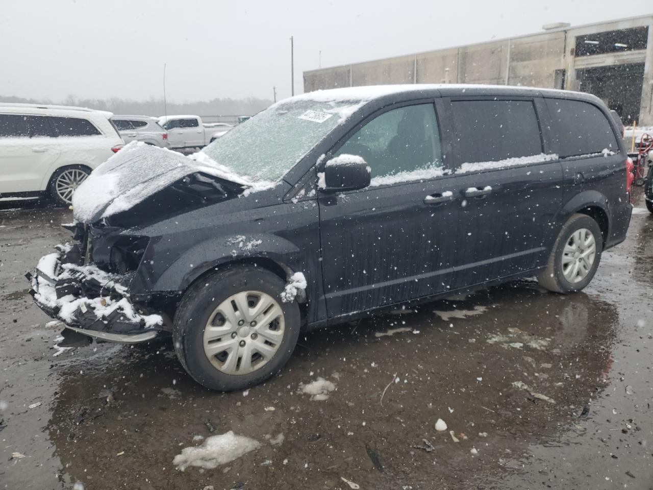 2019 Dodge Caravan - Image 1