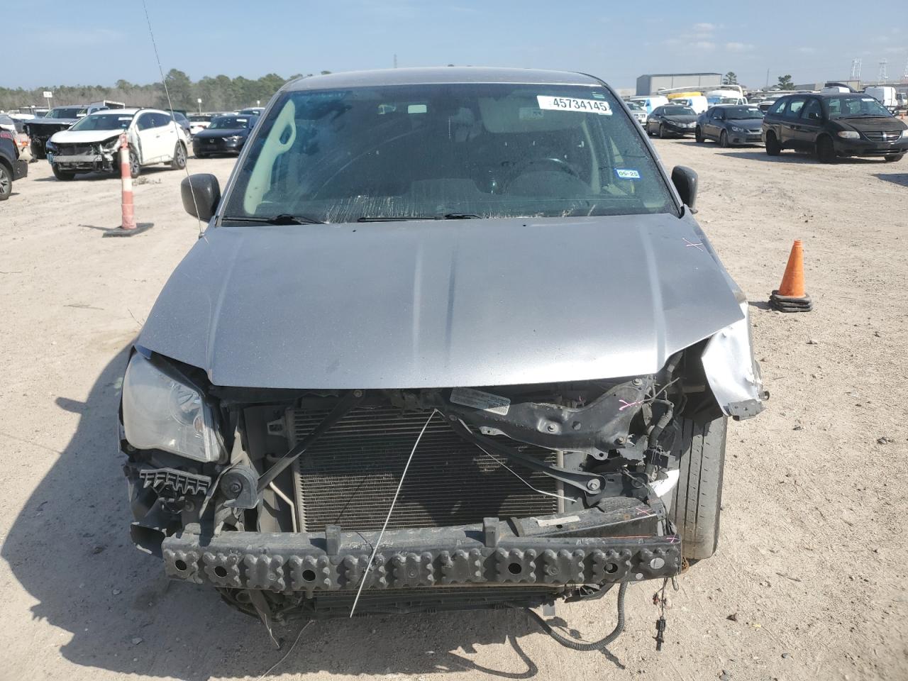 2019 Dodge Caravan - Image 5