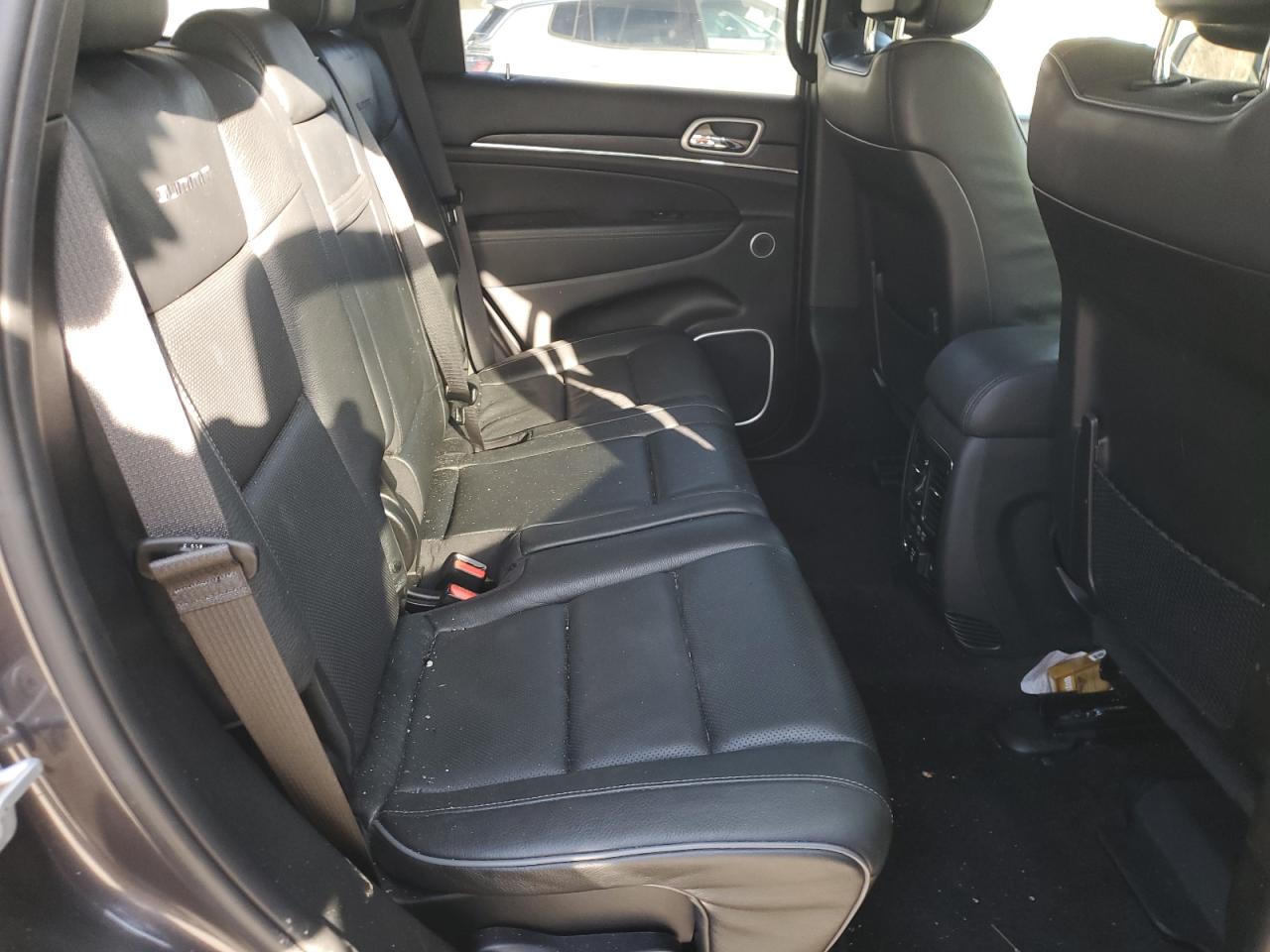 2019 Jeep Grand Cherokee - Image 12