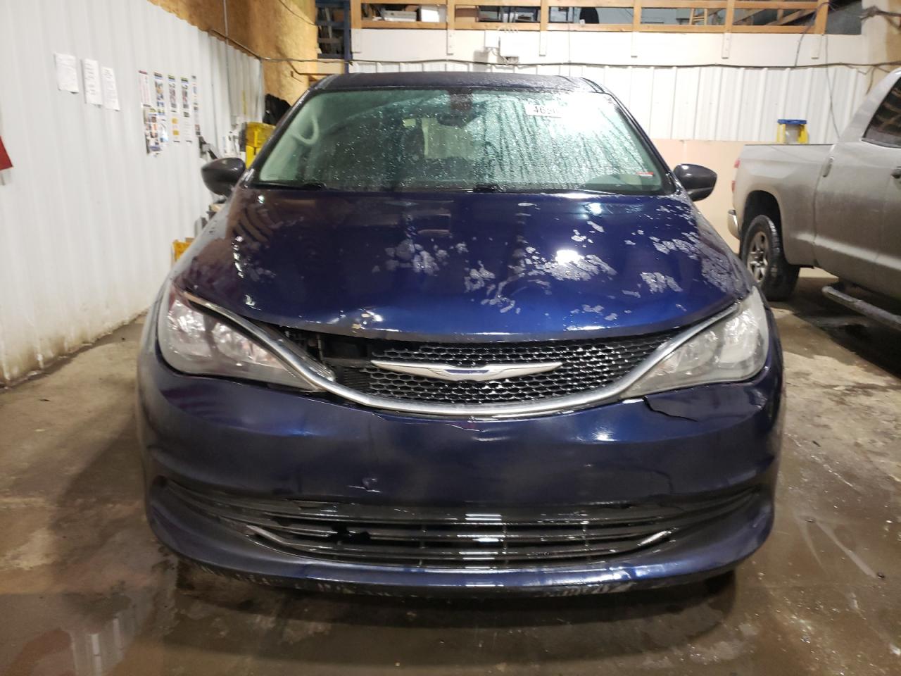 2017 Chrysler Pacifica - Image 5