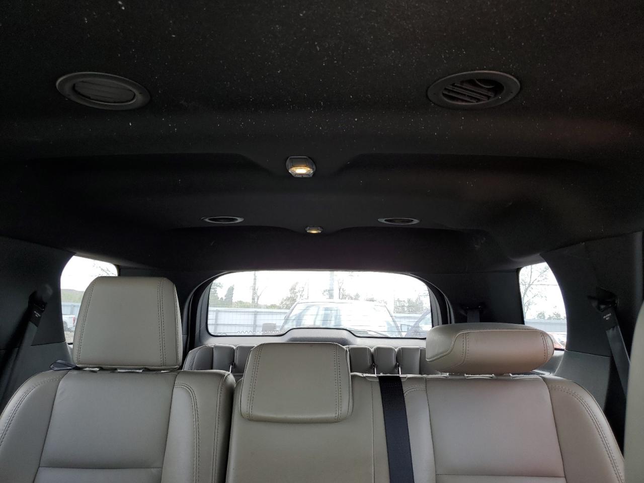 2013 Ford Explorer - Image 10