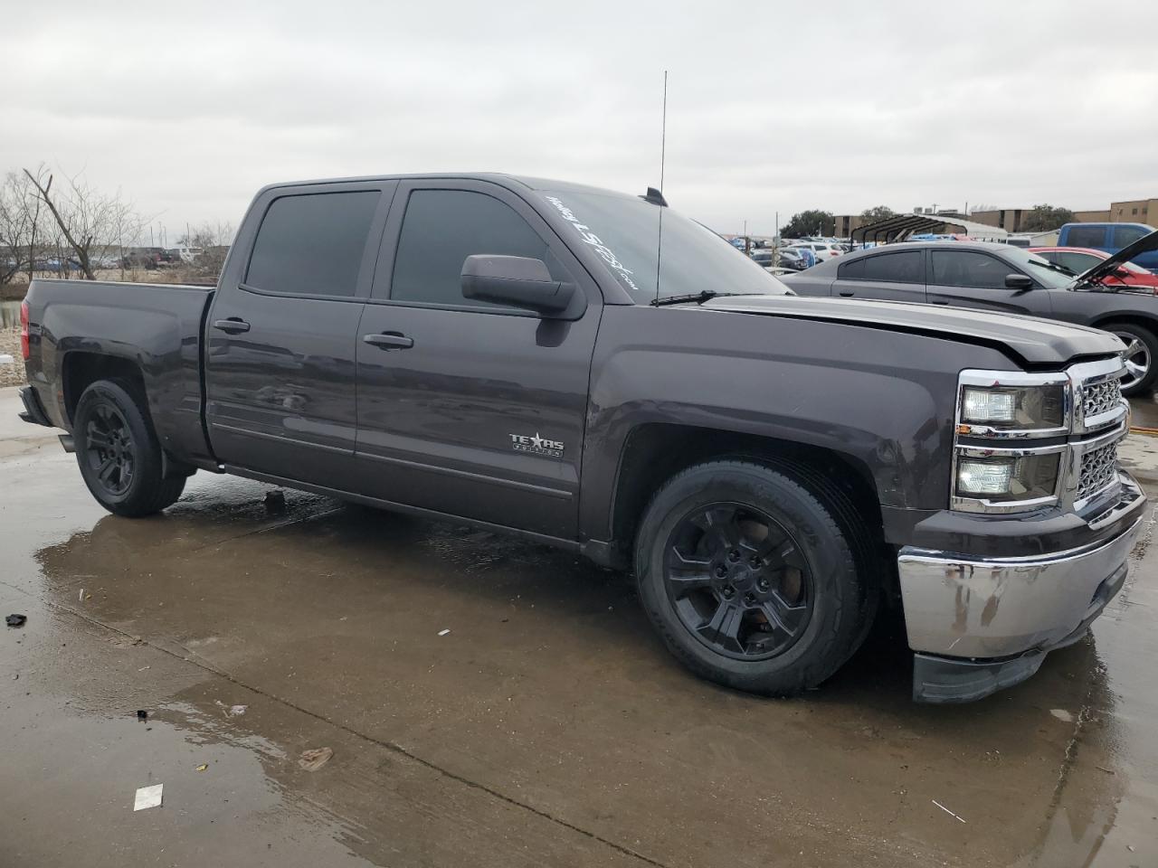 2015 Chevrolet Silverado - Image 4