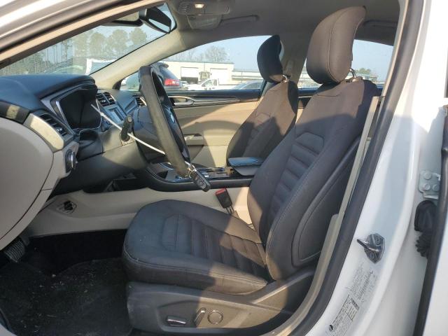 Sedans FORD FUSION 2017 Biały