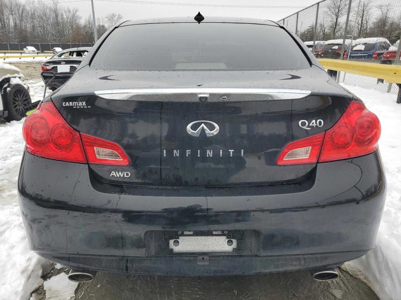 2015 Infiniti Q40 - Image 6