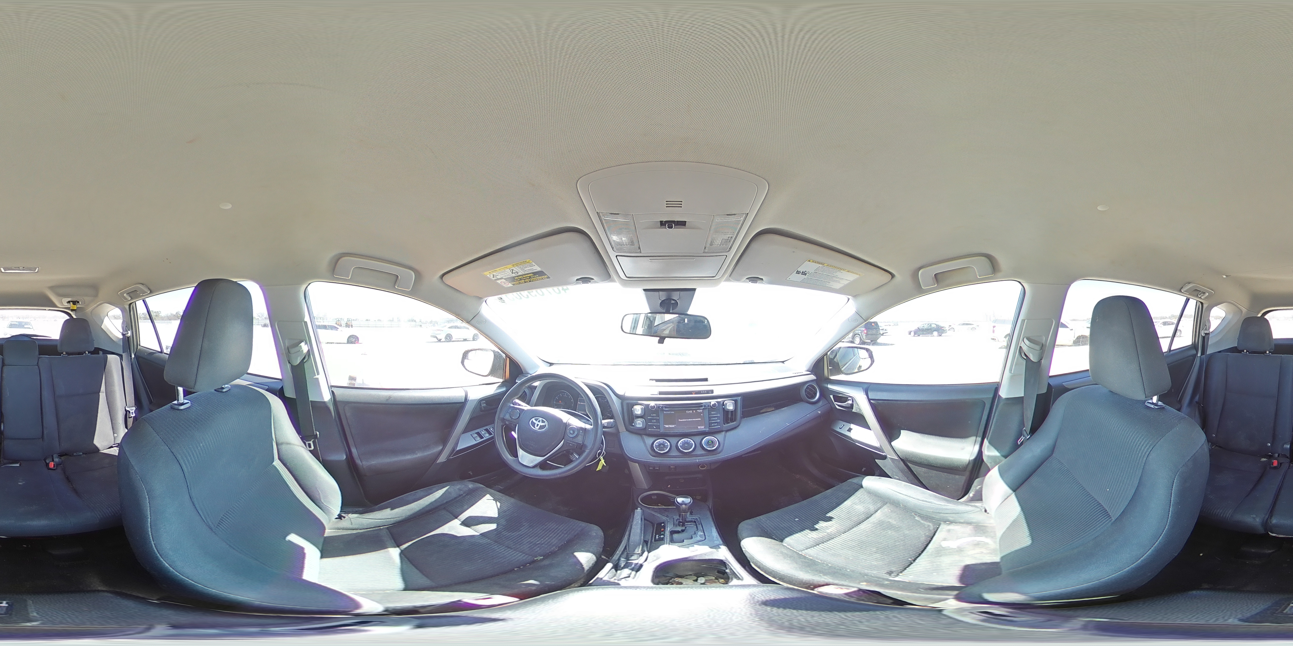 2018 Toyota RAV 4 - Image 14
