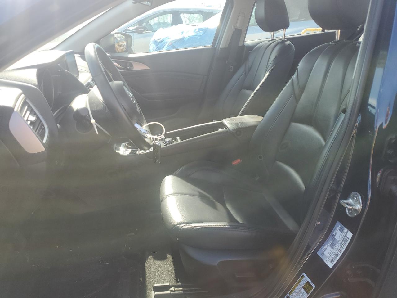 2018 Mazda 3 - Image 7