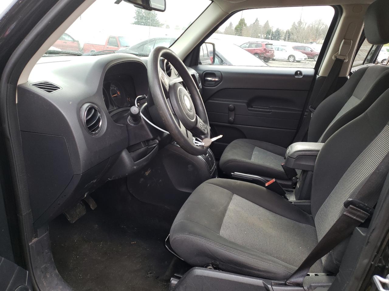 2016 Jeep Liberty (Patriot) - Image 7