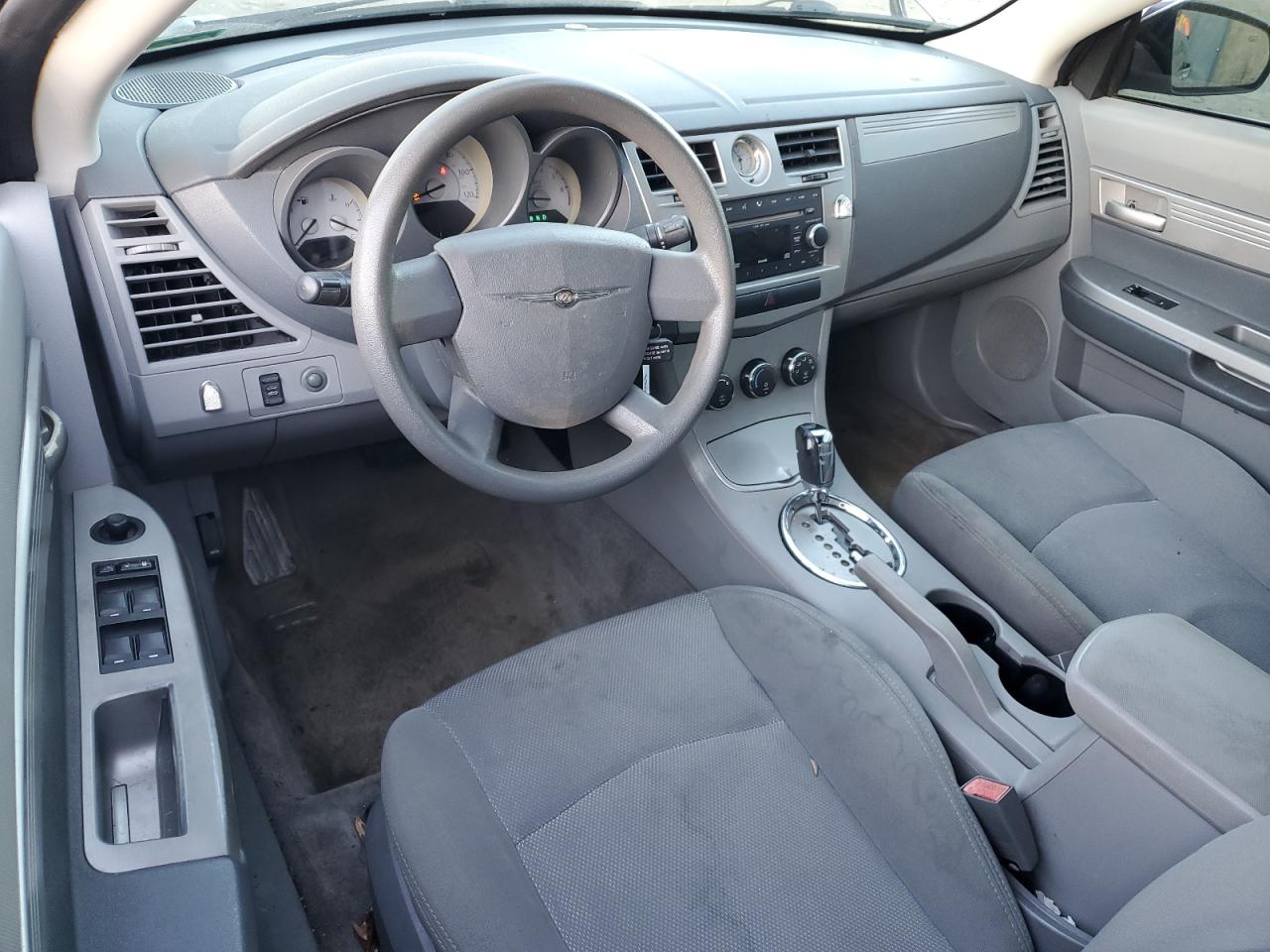 2008 Chrysler Sebring - Image 8