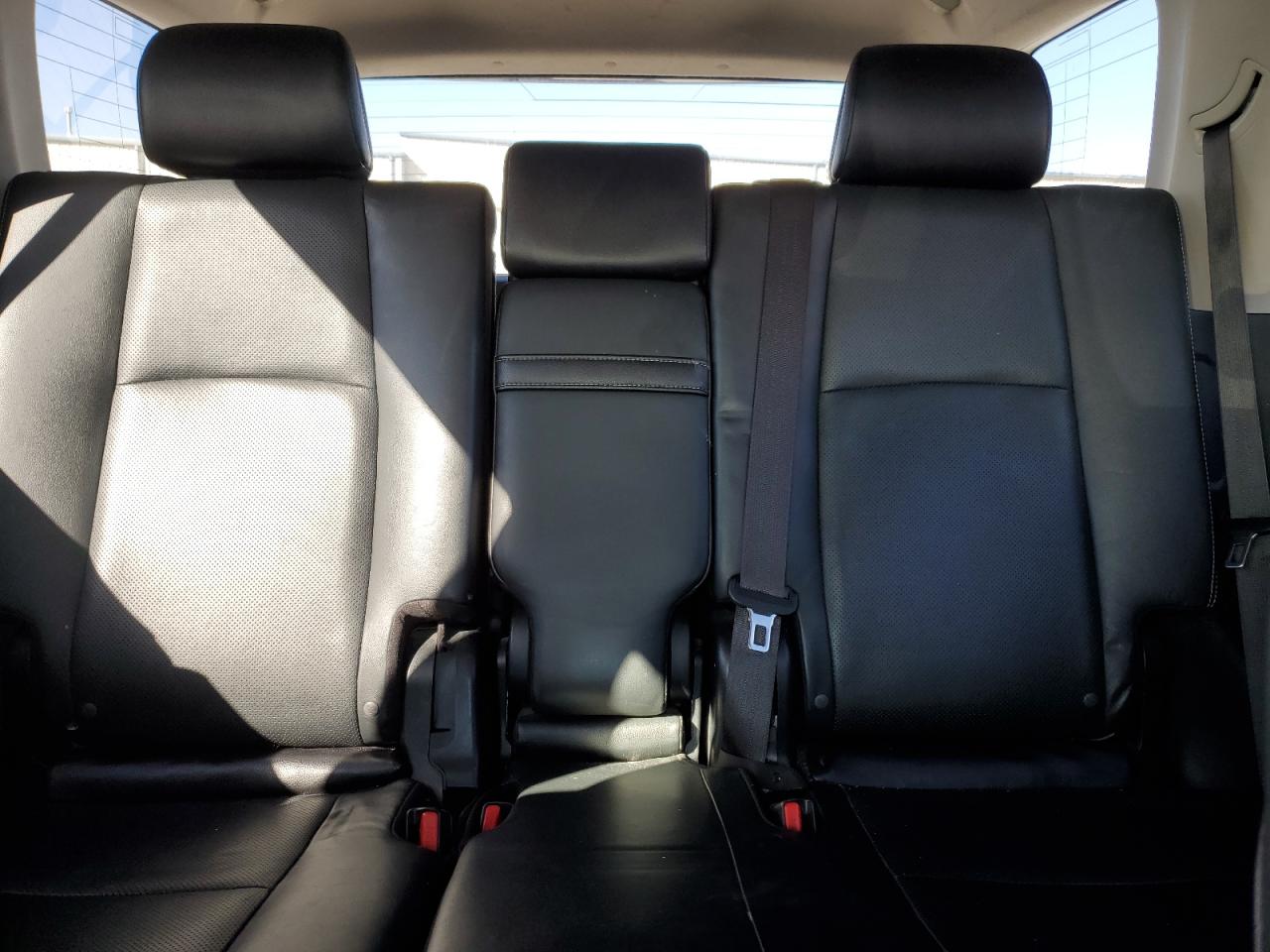 2016 Toyota 4Runner - Image 10