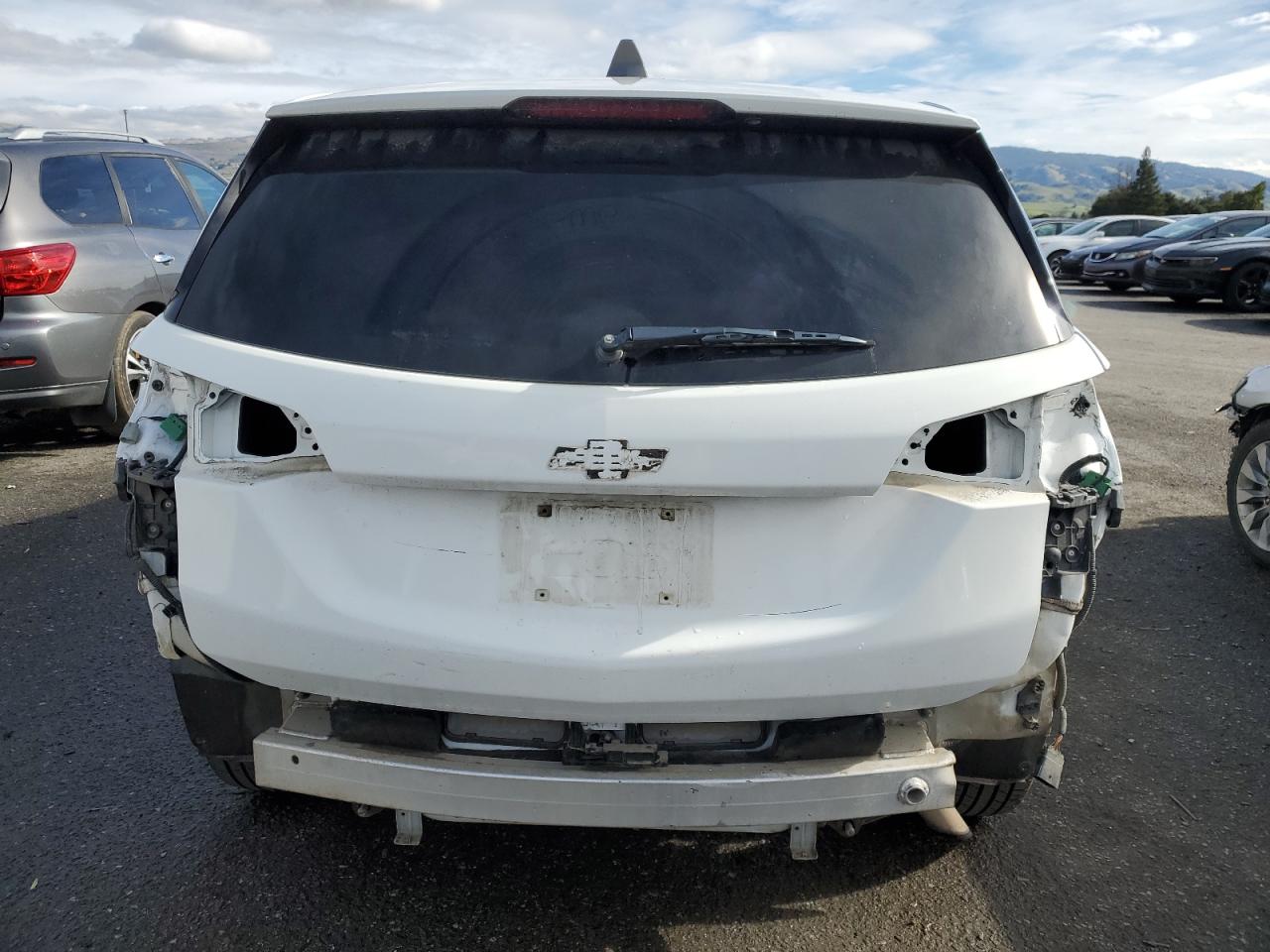 2018 Chevrolet Equinox - Image 6