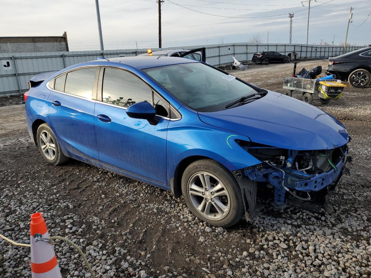 2017 Chevrolet Cruze - Image 4