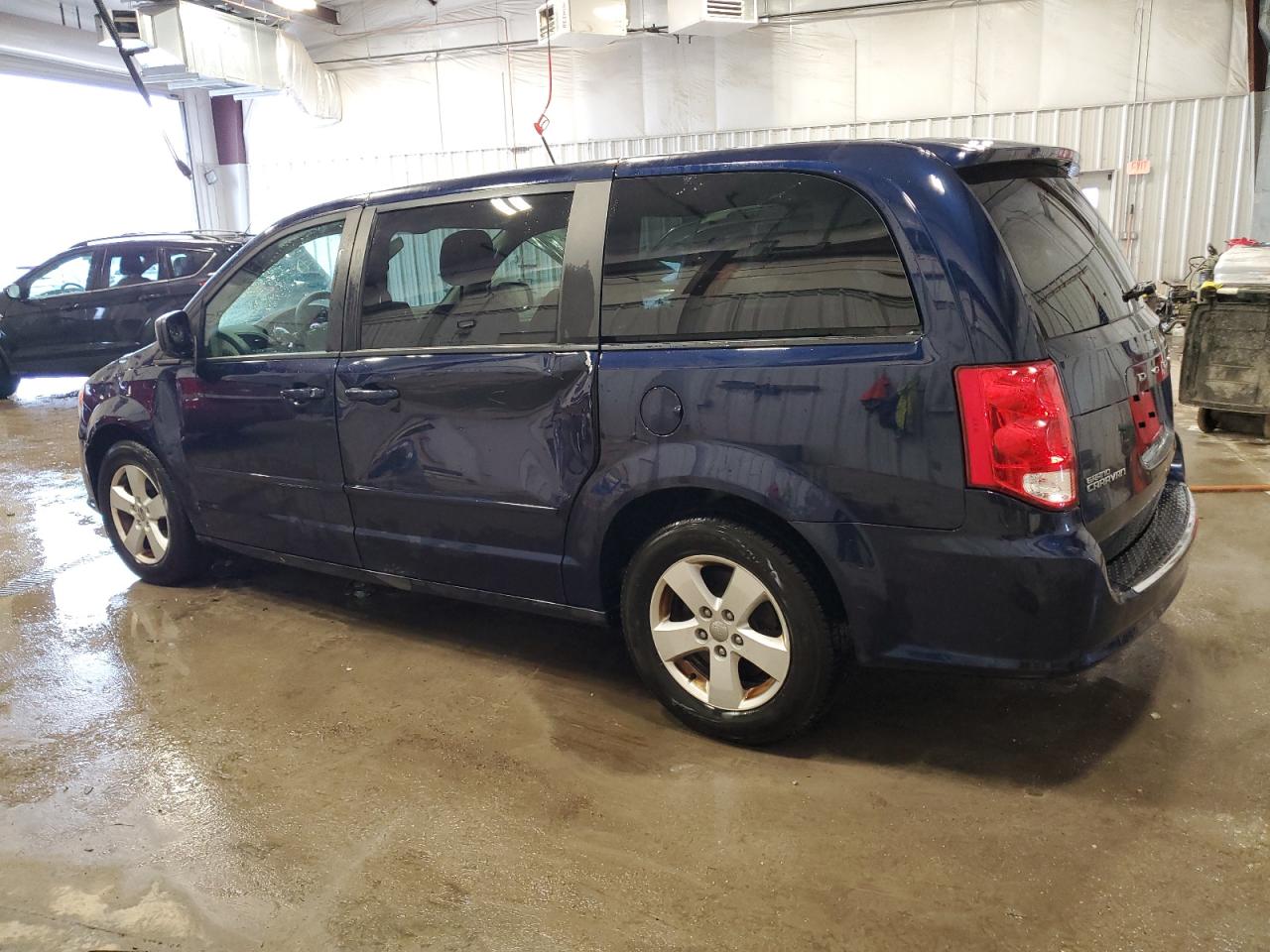 2017 Dodge Caravan - Image 2