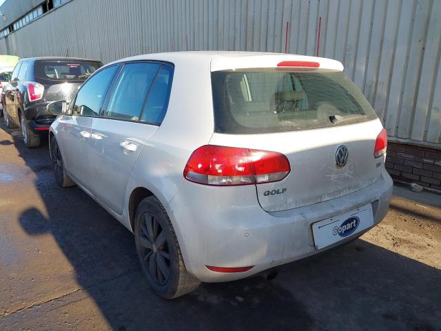 2011 VOLKSWAGEN GOLF MATCH