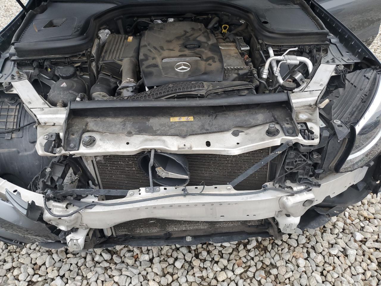 2018 Mercedes-Benz GLC - Image 13