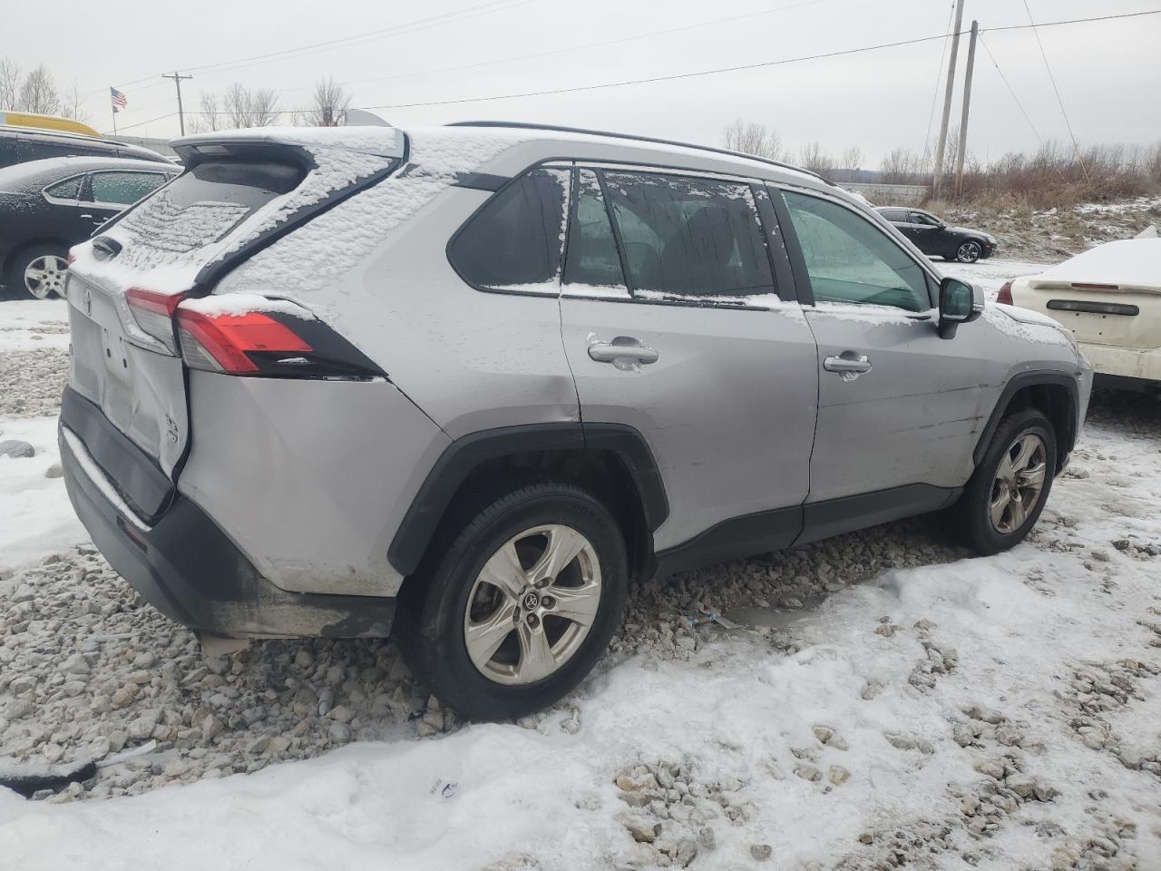 2021 Toyota RAV 4 - Image 3