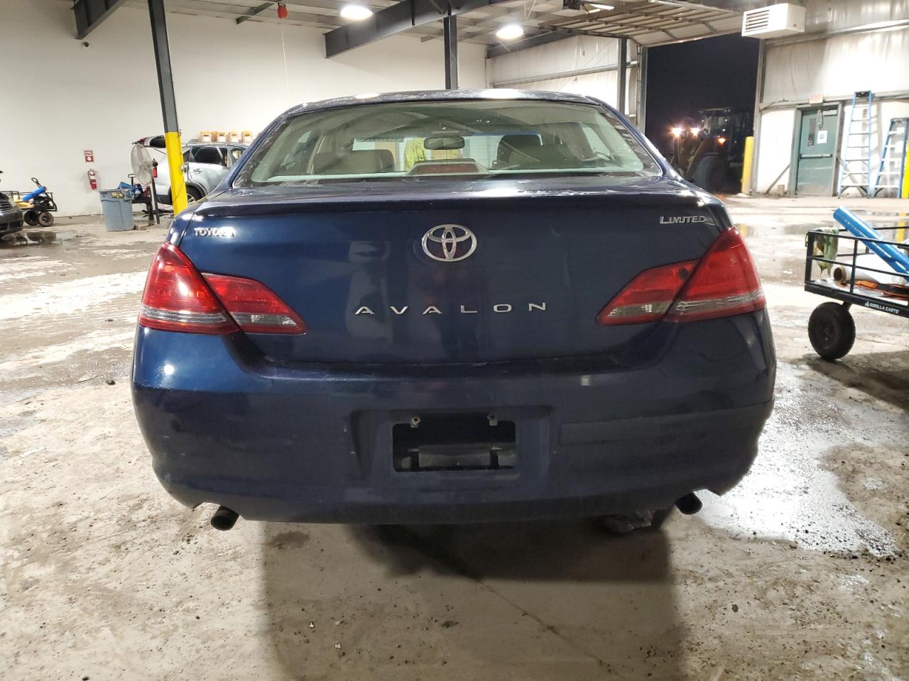 2008 Toyota Avalon - Image 6