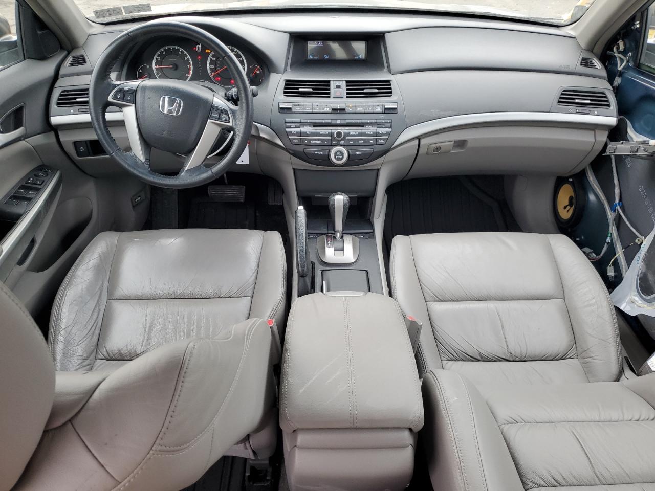 2009 Honda Accord - Image 8