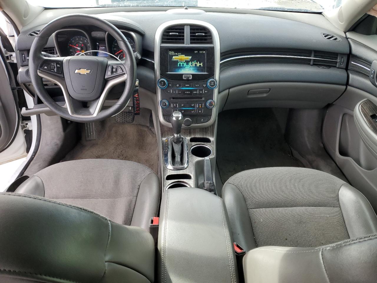 2015 Chevrolet Malibu - Image 8