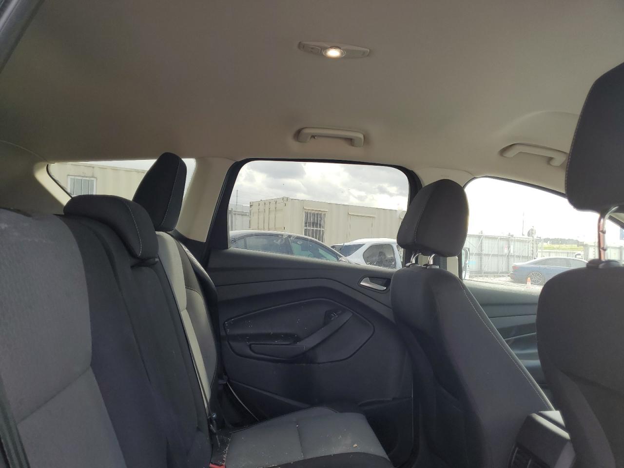 2017 Ford Escape - Image 11