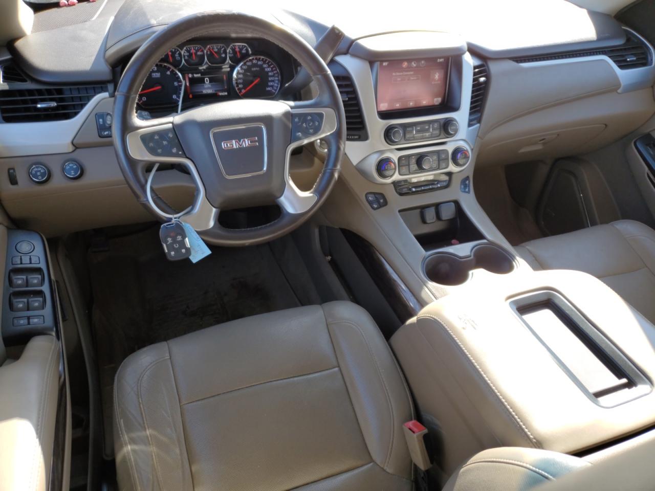 2015 GMC Yukon - Image 8