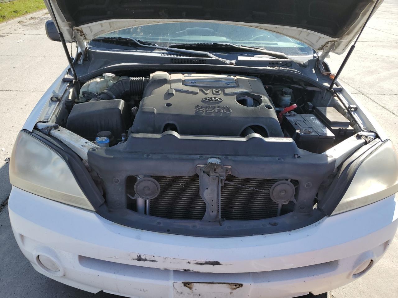 2005 Kia Sorento - Image 13